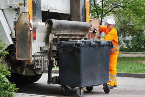 Bulky rubbish and mixed waste collection in London