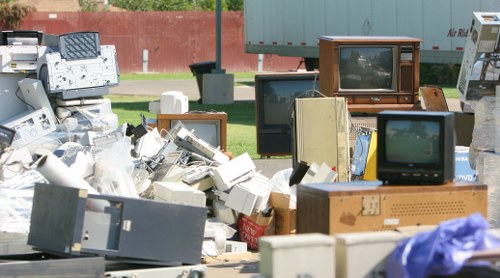 Commercial bulky waste and furniture removal service in London